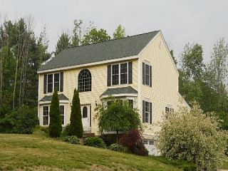 Foreclosed Home - 1045 BRIDGE ST, 03076