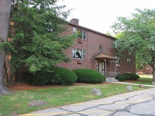 Foreclosed Home - 4 BROOK RD APT 1, 03079