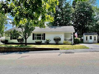 Foreclosed Home - 88 LEDGEWOOD WAY, 03104