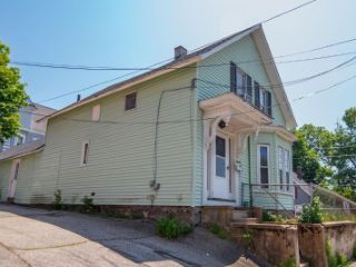 Foreclosed Home - 19 RUSSELL ST, 03104