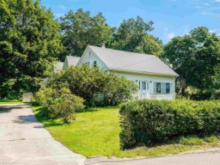 Foreclosed Home - 260 ISLAND POND RD, 03109