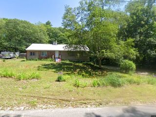 Foreclosed Home - 642 N ASHLAND RD, 03245