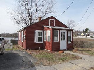 Foreclosed Home - 64 SCHOOL ST, 03275