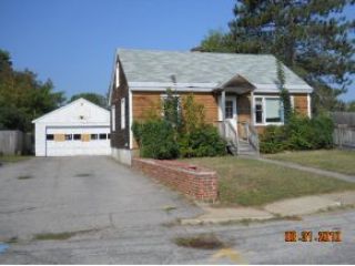 Foreclosed Home - 8 THEODORE AVE, 03275