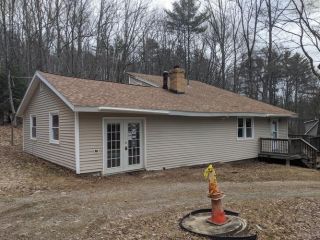 Foreclosed Home - 131 Berry Rd, 03307