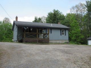 Foreclosed Home - 38 ROCKWOOD POND RD, 03447