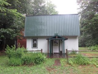 Foreclosed Home - 124 Old Gilsum Road, 03448