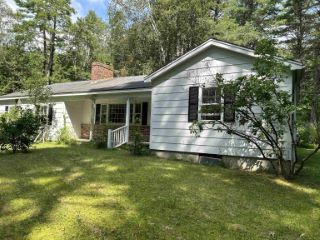 Foreclosed Home - 223 MACDOWELL RD, 03458