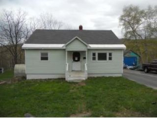 Foreclosed Home - 498 WESTERN AVE, 03570