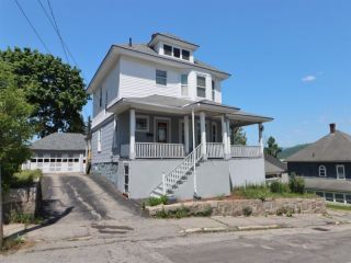 Foreclosed Home - 122 CLARK ST, 03570