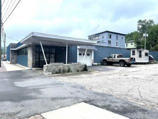Foreclosed Home - 823 MAIN ST, 03570