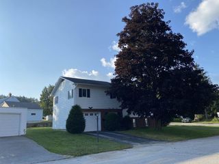 Foreclosed Home - 465 NORWAY ST, 03570