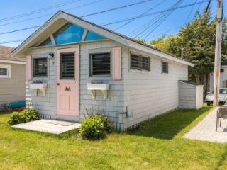Foreclosed Home - 17 SMITH AVE, 03842