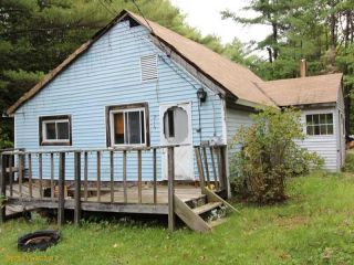 Foreclosed Home - 216 Brock School Rd, 04220