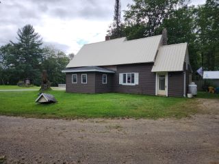Foreclosed Home - 8 DINGLE HILL RD, 04275