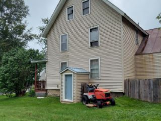 Foreclosed Home - 1332 MAIN ST, 04294