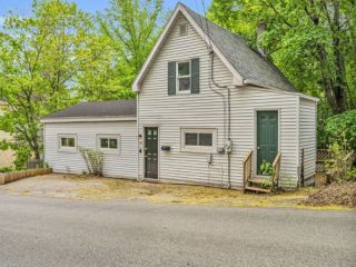 Foreclosed Home - 44 SPRING ST, 04345