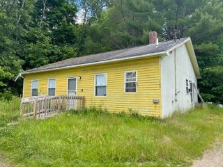 Foreclosed Home - 109 WINDSOR ST, 04346