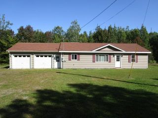 Foreclosed Home - 8 Mooers Rd, 04463