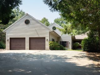 Foreclosed Home - 15 SAIL MOUNTAIN RD, 04679
