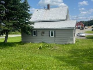 Foreclosed Home - 1009 AROOSTOOK RD, 04781