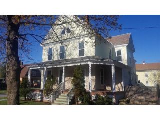 Foreclosed Home - 70 Elm Street, 05701