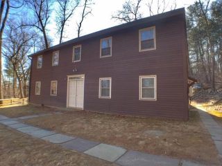 Foreclosed Home - 239 Old Farms Rd 17d, 06001