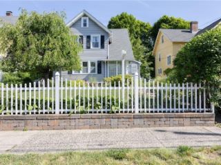 Foreclosed Home - 111 STEARNS ST, 06010