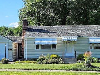 Foreclosed Home - 348 W WASHINGTON ST, 06010