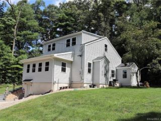 Foreclosed Home - 22 HAMPDEN RD, 06071