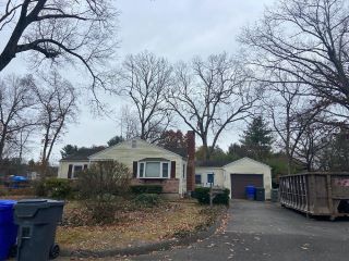 Foreclosed Home - 2 FERNWOOD AVE, 06082