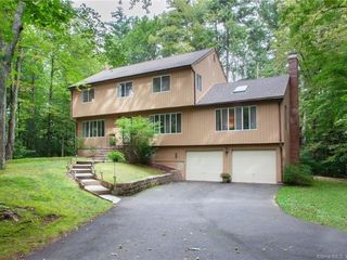 Foreclosed Home - 124 OLD CANAL WAY, 06089