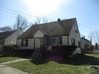 Foreclosed Home - 145 Hartland St, 06112