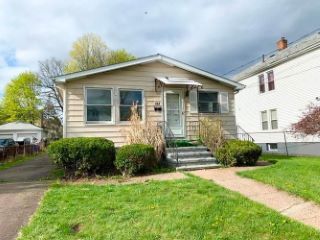 Foreclosed Home - 194 BRANFORD ST, 06112
