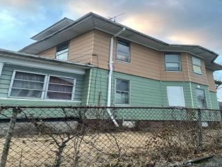 Foreclosed Home - 136 MANSFIELD ST, 06112