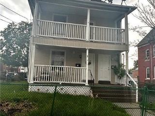 Foreclosed Home - 9 ROOSEVELT ST, 06114
