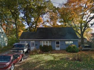 Foreclosed Home - 117 BURKE ST, 06118