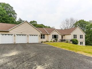 Foreclosed Home - 275 LONG HILL RD, 06232