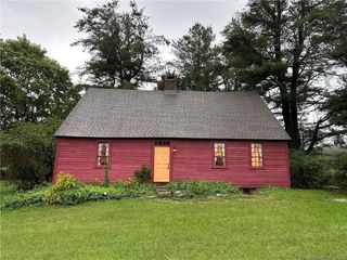 Foreclosed Home - 329 CHEWINK RD, 06235