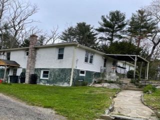 Foreclosed Home - 466 W THOMPSON RD, 06277