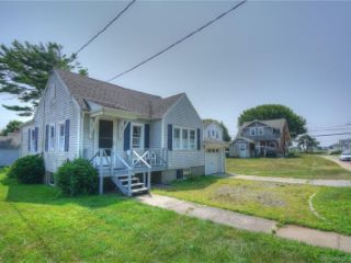 Foreclosed Home - 55 SOUND BREEZE AVE, 06340