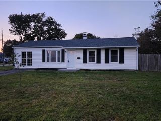 Foreclosed Home - 40 INDIAN FIELD RD, 06340