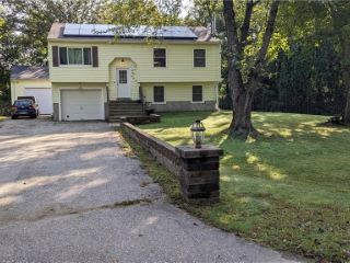 Foreclosed Home - 20 RICHARDSON HILL RD, 06351
