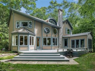 Foreclosed Home - List 100857108