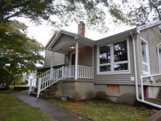 Foreclosed Home - 163 Rope Ferry Rd, 06385