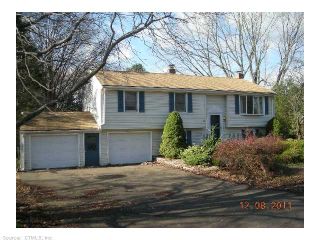 Foreclosed Home - 2 WALNUT TREE RD, 06416