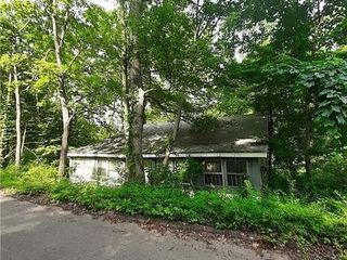Foreclosed Home - 18 PASSIAC RD, 06455