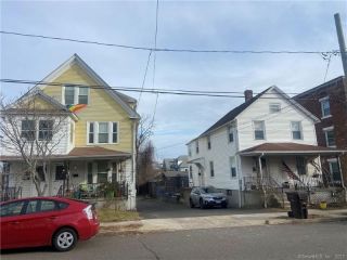 Foreclosed Home - 56 GROVE ST, 06457