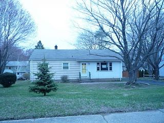 Foreclosed Home - 69 SNOWAPPLE LN, 06460