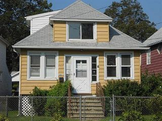 Foreclosed Home - 161 NAUGATUCK AVE, 06460